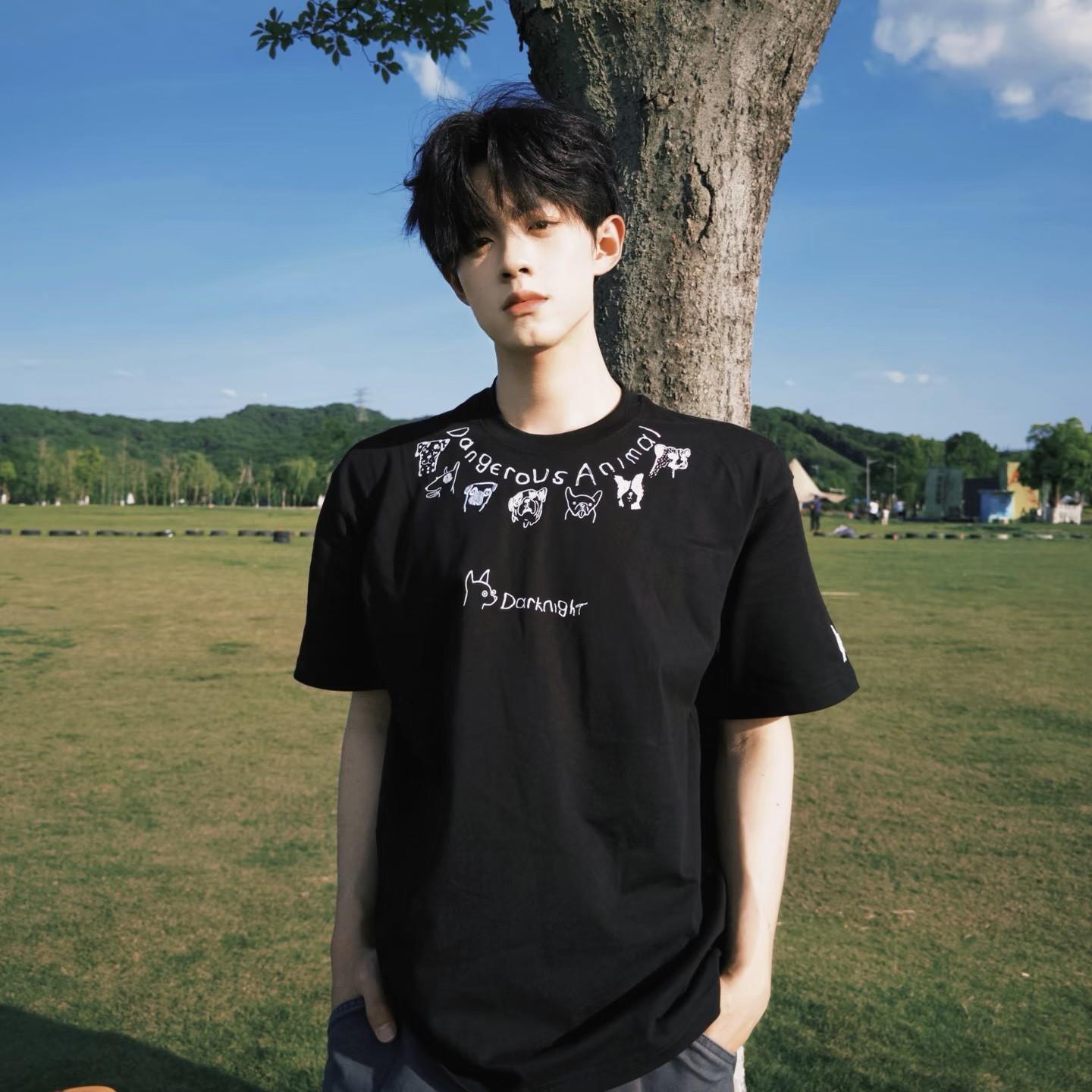 180cm/60kg
🧍♂️ 穿搭风